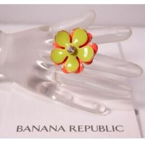 Banana Republic Women's Floral Enamel Layered Ring NWT 58 YLW PEACH Adjustable